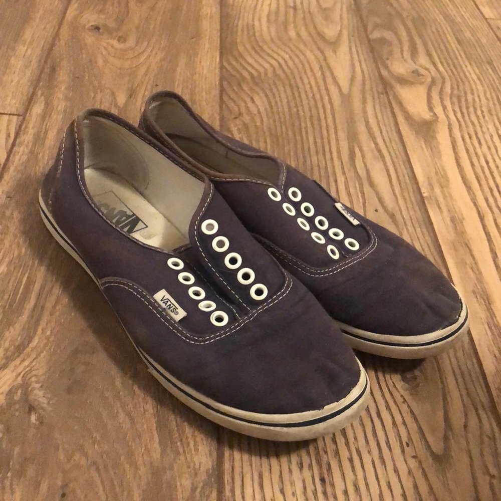 navy vans